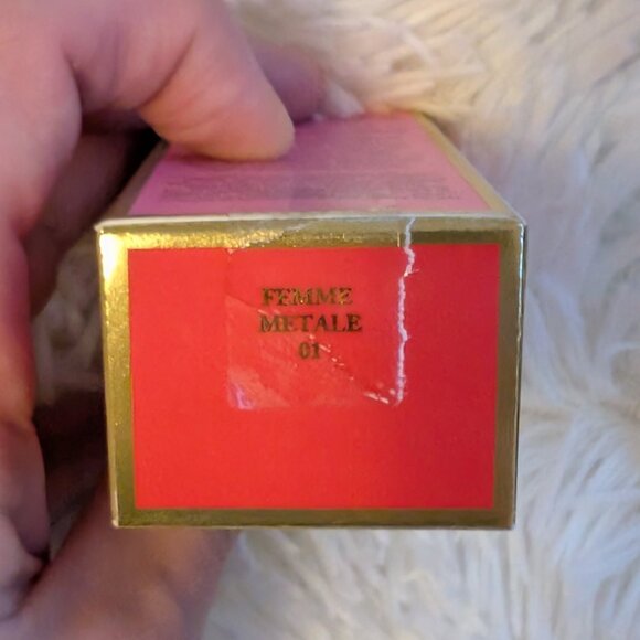 Juicy Couture, Oui Body Crème & Metallic Lip Lacquer Duo, Femme Metale (01) - Picture 5 of 9